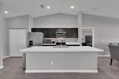 449 SE Whitmore Drive, Port Saint Lucie, FL 34984 - Photo 14