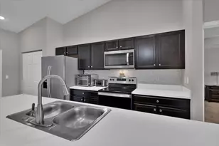 449 SE Whitmore Dr, Port Saint Lucie, FL 34984 - Photo 20