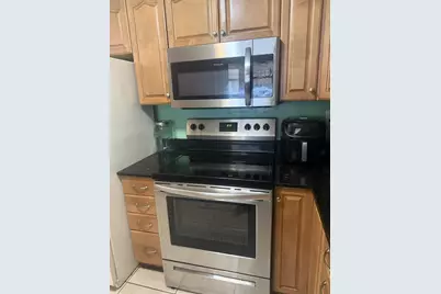 2071 NW 29th Terrace, Fort Lauderdale, FL 33311 - Photo 12
