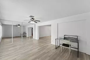 2638 Gately Dr E, West Palm Beach, FL 33415 - Photo 10