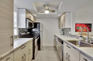 330 NE 26th Ave, Boynton Beach, FL 33435 - Photo 6