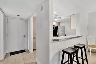 330 NE 26th Ave, Boynton Beach, FL 33435 - Photo 4
