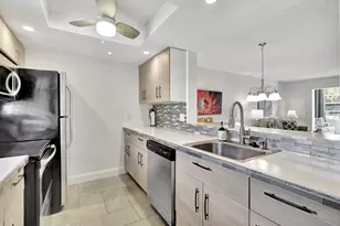 330 NE 26th Ave, Boynton Beach, FL 33435 - Photo 8