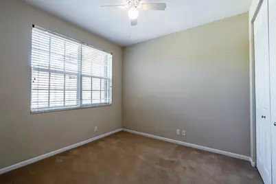 2502 NW 4th Street, Boynton Beach, FL 33426 - Photo 16