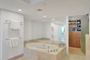 715 Bayshore Dr, Fort Lauderdale, FL 33304 - Photo 12