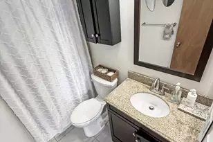 2801 NE 183rd St, Aventura, FL 33160 - Photo 10