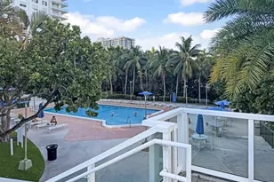 2801 NE 183rd St, Aventura, FL 33160 - Photo 12