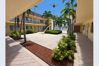 515 S Sequoia Drive #109, West Palm Beach, FL 33409 - Photo 2