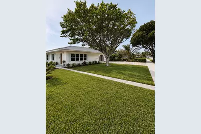 1310 Palm Beach Lakes Boulevard, West Palm Beach, FL 33401 - Photo 2