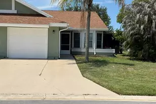 1478 SE Larkwood Cir, Port Saint Lucie, FL 34952 - Photo 1