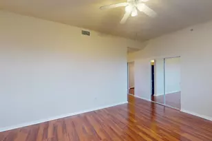 1610 Presidential Way, West Palm Beach, FL 33401 - Photo 14