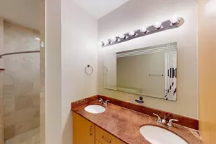 1610 Presidential Way, West Palm Beach, FL 33401 - Photo 18