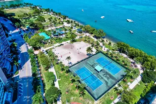 1717 N Bayshore Dr, Miami, FL 33132 - Photo 14
