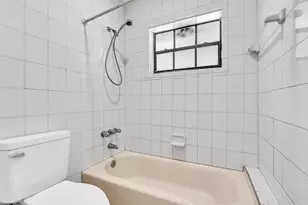 17032 NW 49th Ct, Opa Locka, FL 33055 - Photo 16