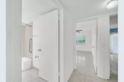169 Suffolk E, Boca Raton, FL 33434 - Photo 16
