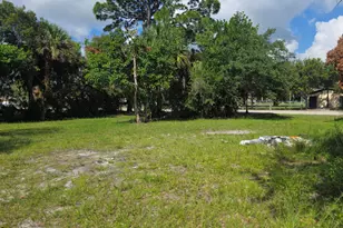 407 Dundas Ct, Fort Pierce, FL 34950 - Photo 1