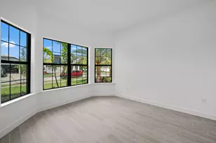 2082 Don Benito Wy, Naples, FL 34120 - Photo 22