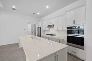 2082 Don Benito Wy, Naples, FL 34120 - Photo 28