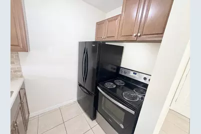 3030 NW 43rd Terrace #207, Lauderdale Lakes, FL 33313 - Photo 4