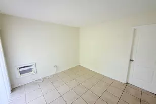 3030 NW 43rd Terrace, Lauderdale Lakes, FL 33313 - Photo 6