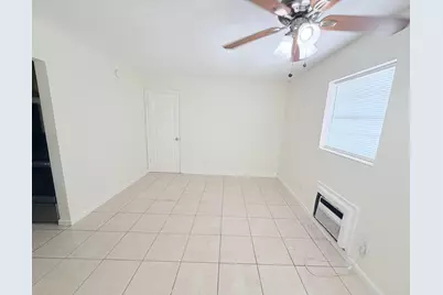 3030 NW 43rd Terrace #207, Lauderdale Lakes, FL 33313 - Photo 2
