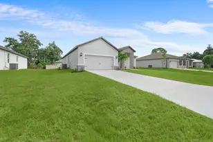 8016 102nd Ct, Vero Beach, FL 32967 - Photo 2