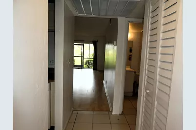7149 Golf Colony Court #102, Lake Worth, FL 33467 - Photo 2