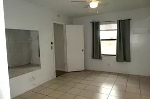 7149 Golf Colony Ct, Lake Worth, FL 33467 - Photo 12