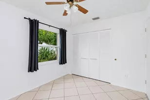 117 Sherwood Dr, Royal Palm Beach, FL 33411 - Photo 20