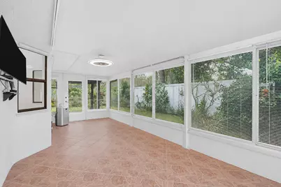 117 Sherwood Drive, Royal Palm Beach, FL 33411 - Photo 8