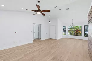 117 Sherwood Dr, Royal Palm Beach, FL 33411 - Photo 2