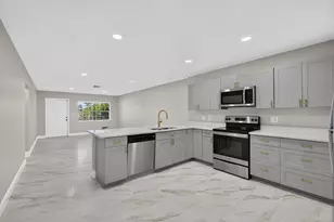 4873 Arthur St, Palm Beach Gardens, FL 33418 - Photo 10