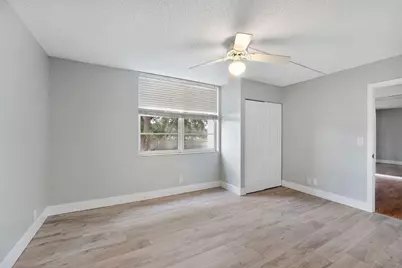 9450 Poinciana Place #211, Davie, FL 33324 - Photo 6