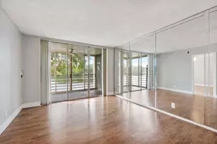 9450 Poinciana Pl, Davie, FL 33324 - Photo 4