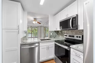 9450 Poinciana Place #211, Davie, FL 33324 - Photo 2