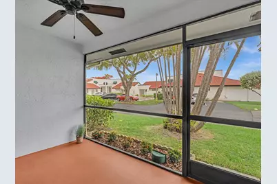 299 NW 36th Avenue, Deerfield Beach, FL 33442 - Photo 4