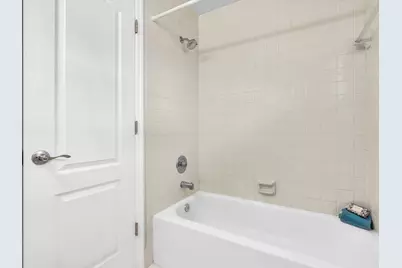 299 NW 36th Avenue, Deerfield Beach, FL 33442 - Photo 34