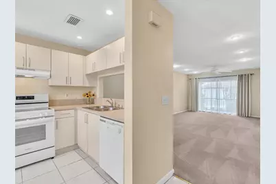 299 NW 36th Avenue, Deerfield Beach, FL 33442 - Photo 10