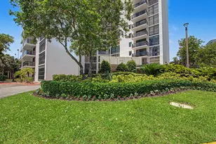 18181 NE 31st Ct, Aventura, FL 33160 - Photo 2