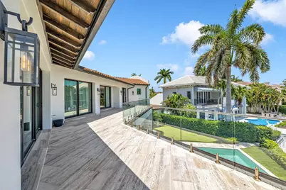 2300 NE 34th Court, Lighthouse Point, FL 33064 - Photo 10