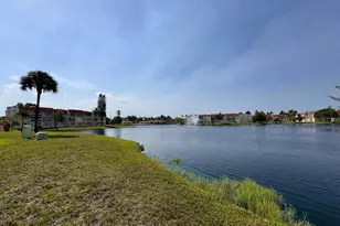 2831 E Sunrise Lakes Dr E, Sunrise, FL 33322 - Photo 20