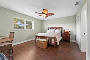 2950 SE Ocean Blvd, Stuart, FL 34996 - Photo 10
