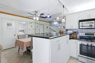 2883 SW 22nd Cir, Delray Beach, FL 33445 - Photo 8