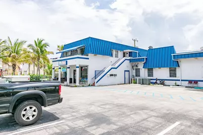 1281 Plaza Circle, Riviera Beach, FL  - Photo 12