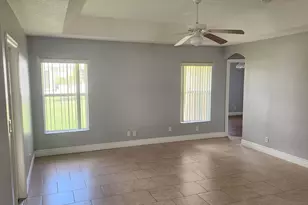 425 SW McComb Ave, Port Saint Lucie, FL 34953 - Photo 4