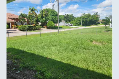 425 SW McComb Avenue, Port Saint Lucie, FL 34953 - Photo 16