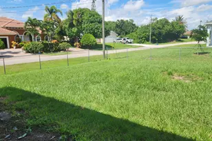 425 SW McComb Ave, Port Saint Lucie, FL 34953 - Photo 16