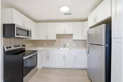 349 Wickline Boulevard, Lantana, FL 33462 - Photo 10