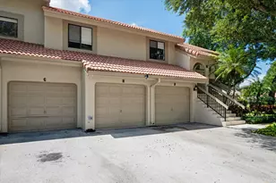 5750 Coach House Cir, Boca Raton, FL 33486 - Photo 2