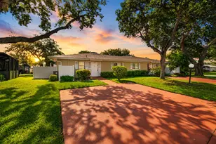 18762 Candlewick Dr, Boca Raton, FL 33496 - Photo 1